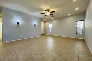 2561 W Woburn Ln, Phoenix, AZ 85085 - Photo 5