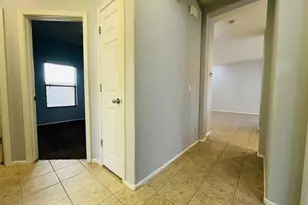 2561 W Woburn Ln, Phoenix, AZ 85085 - Photo 13