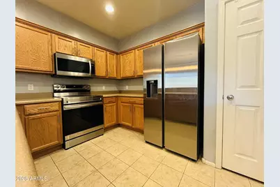 2561 W Woburn Lane, Phoenix, AZ 85085 - Photo 7