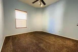 2561 W Woburn Ln, Phoenix, AZ 85085 - Photo 15