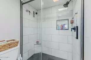 7300 N Dreamy Draw Dr, Phoenix, AZ 85020 - Photo 21