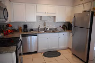 6805 E 2nd St, Scottsdale, OR 85251 - Photo 5