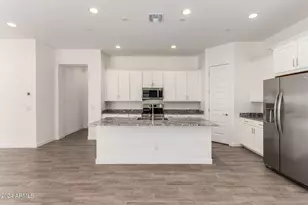 3830 E Rainbow Dr, Chandler, AZ 85249 - Photo 5