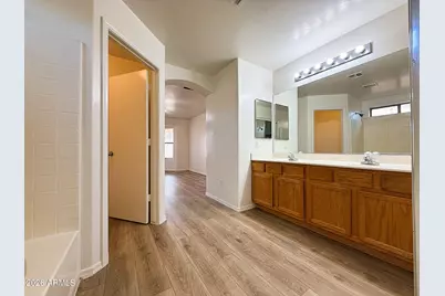 2601 S 80th Lane, Phoenix, AZ 85043 - Photo 15