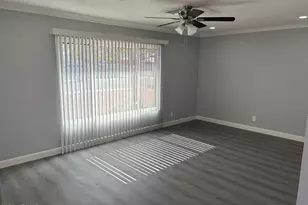 3902 W McLellan Blvd, Phoenix, AZ 85019 - Photo 9