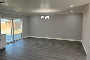 3902 W McLellan Blvd, Phoenix, AZ 85019 - Photo 13