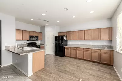 20261 W Desert Bloom Street, Buckeye, AZ 85326 - Photo 13