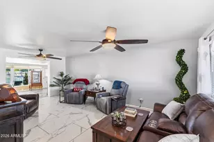 12801 N Lake Dr, Sun City, AZ 85351 - Photo 11