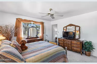 12801 N Lake Drive, Sun City, AZ 85351 - Photo 37