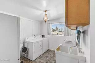 12801 N Lake Dr, Sun City, AZ 85351 - Photo 51