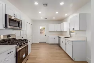 1743 W Verde Ln, Phoenix, AZ 85015 - Photo 9