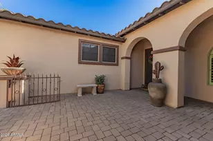 12481 W Milton Dr, Peoria, AZ 85383 - Photo 7
