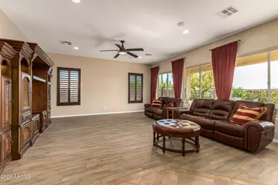 12481 W Milton Drive, Peoria, AZ 85383 - Photo 15