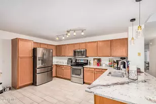 43658 W Rio Grande Dr, Maricopa, AZ 85138 - Photo 9