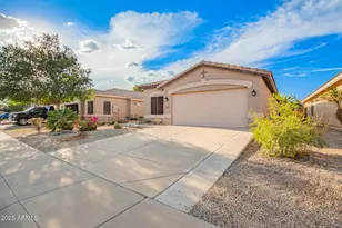 43658 W Rio Grande Dr, Maricopa, AZ 85138 - Photo 3