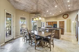 8614 E Sweetwater Ave, Scottsdale, AZ 85260 - Photo 15