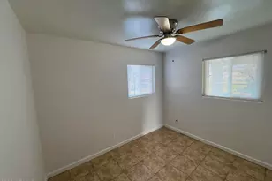 33 N 30th Dr, Phoenix, AZ 85009 - Photo 11