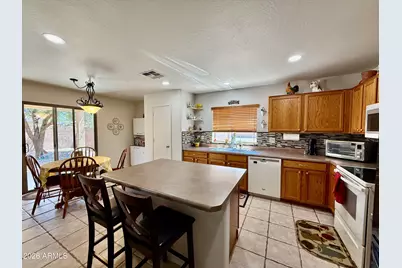 1758 E San Xavier Drive, Casa Grande, AZ 85122 - Photo 11