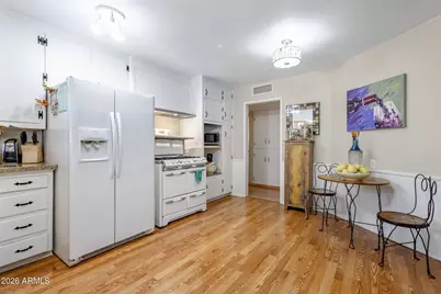 4640 N 14th Avenue, Phoenix, AZ 85013 - Photo 9