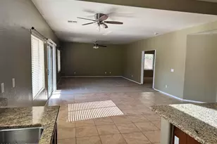 1733 E Primera Dr, Casa Grande, AZ 85122 - Photo 7