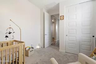 2323 W Grenadine Rd, Phoenix, AZ 85041 - Photo 23