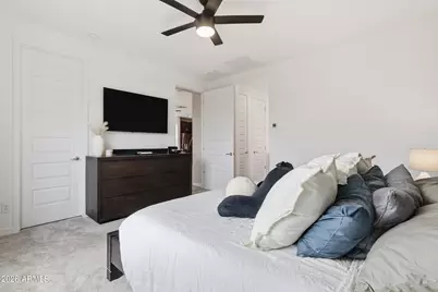 2323 W Grenadine Road, Phoenix, AZ 85041 - Photo 15