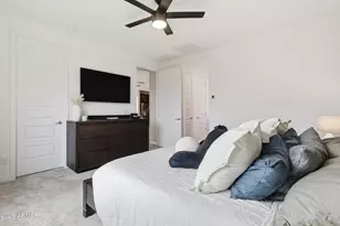 2323 W Grenadine Rd, Phoenix, AZ 85041 - Photo 15