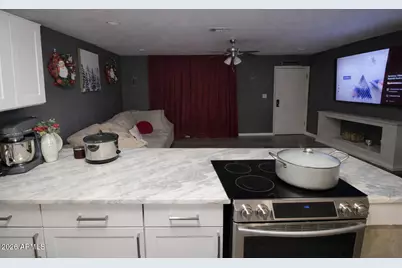 10836 N 114th Avenue, Youngtown, AZ 85363 - Photo 5