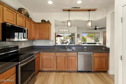 20852 N Canyon Whisper Drive, Surprise, AZ 85387 - Photo 15