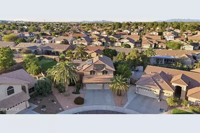 1802 S Brentwood Place, Chandler, AZ 85286 - Photo 1