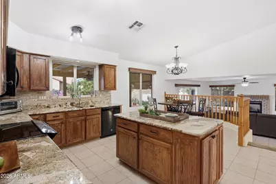 1802 S Brentwood Place, Chandler, AZ 85286 - Photo 11