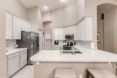 1215 W Carol Ann Way, Phoenix, AZ 85023 - Photo 15