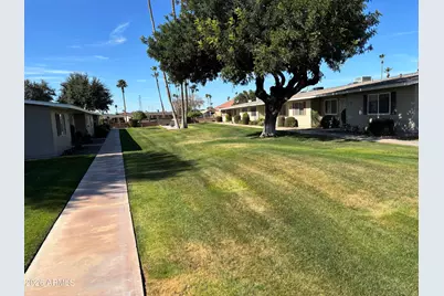13635 N 111th Avenue, Sun City, AZ 85351 - Photo 3