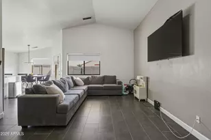 8409 W Pinchot Ave, Phoenix, AZ 85037 - Photo 17