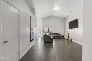 8409 W Pinchot Ave, Phoenix, AZ 85037 - Photo 21