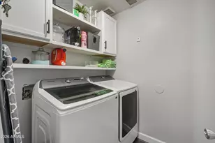 8409 W Pinchot Ave, Phoenix, AZ 85037 - Photo 29