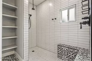 4251 E South Fork Dr, Phoenix, AZ 85044 - Photo 11