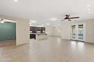 15869 W Mauna Loa Ln, Surprise, AZ 85379 - Photo 7