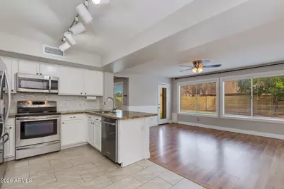 17433 N 46th Place, Phoenix, AZ 85032 - Photo 9