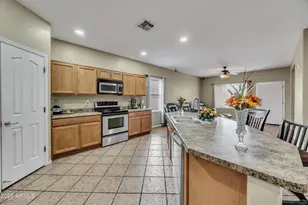 11555 W Lincoln St, Avondale, AZ 85323 - Photo 7