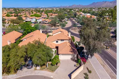 9596 E Windrose Drive, Scottsdale, AZ 85260 - Photo 43