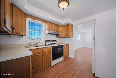 8219 W Roosevelt Street, Peoria, AZ 85345 - Photo 5