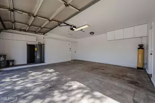 82 W Calle De Arcos, Tempe, AZ 85284 - Photo 29