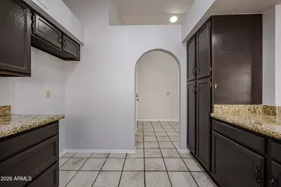 82 W Calle De Arcos --, Tempe, AZ 85284 - Photo 13