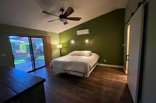 802 E Roberts Rd, Phoenix, AZ 85022 - Photo 11