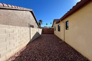 802 E Roberts Rd, Phoenix, AZ 85022 - Photo 33