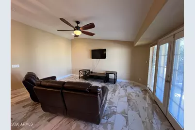 802 E Roberts Road, Phoenix, AZ 85022 - Photo 9