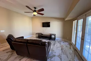 802 E Roberts Rd, Phoenix, AZ 85022 - Photo 9