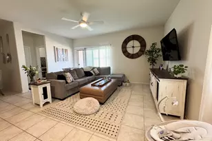 11542 E Wallflower Ln, Florence, AZ 85132 - Photo 5