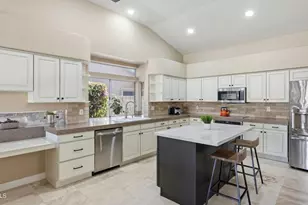 1632 E Saltsage Dr, Phoenix, AZ 85048 - Photo 9